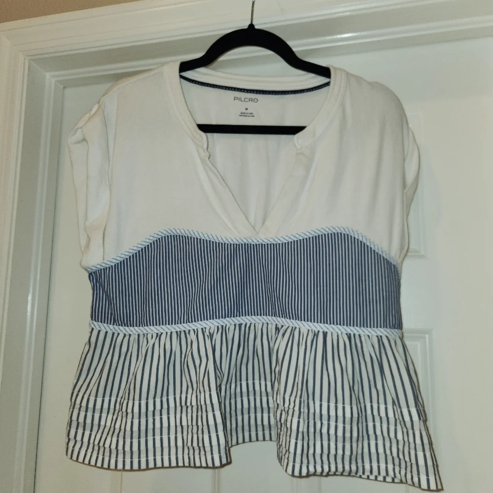 Pilcro V-neck Cotton Tiered Ruffel Short Sleeve Top Size Medium - Picture 1 of 5